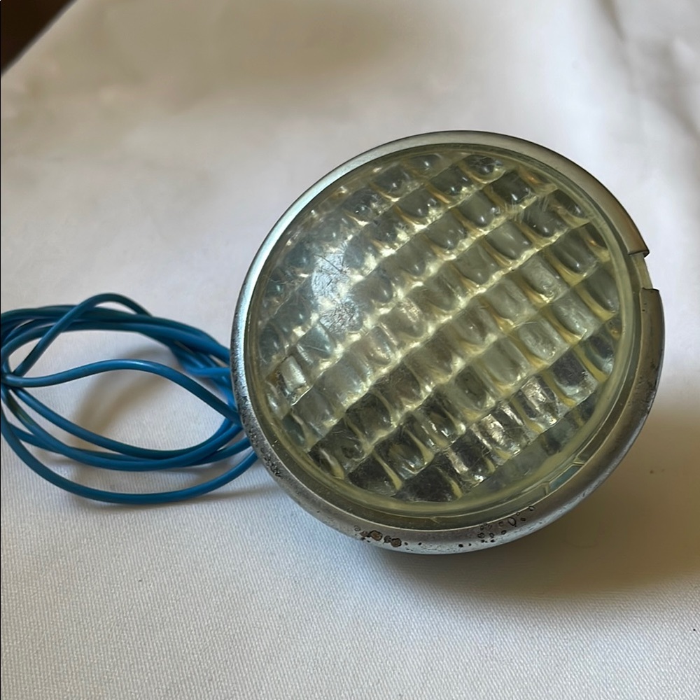 Vintage under hood trunk emergency light work light accessory Hong Kong made